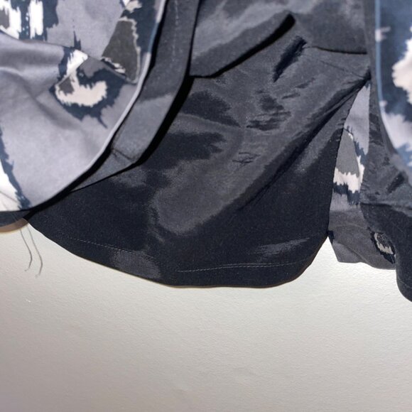 Ann Taylor Womens Abstract Print Pencil Skirt Size 10 Black/Gray - Picture 6 of 6